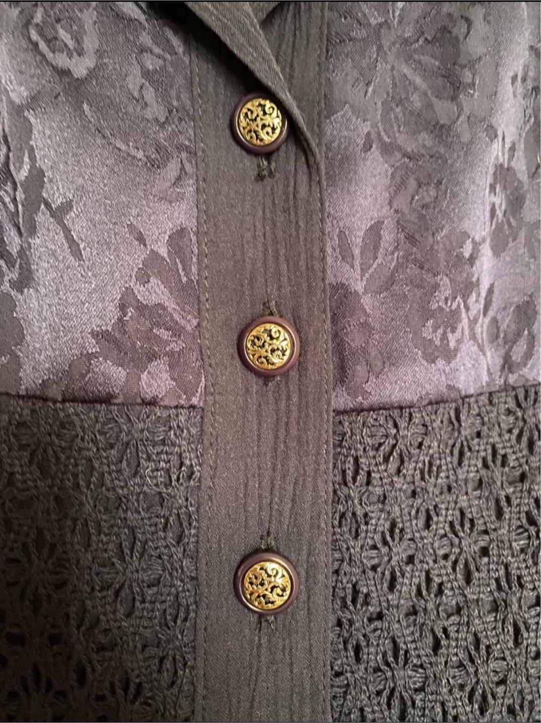 Miss Dorby Sleeveless Button Up Top - photo 4