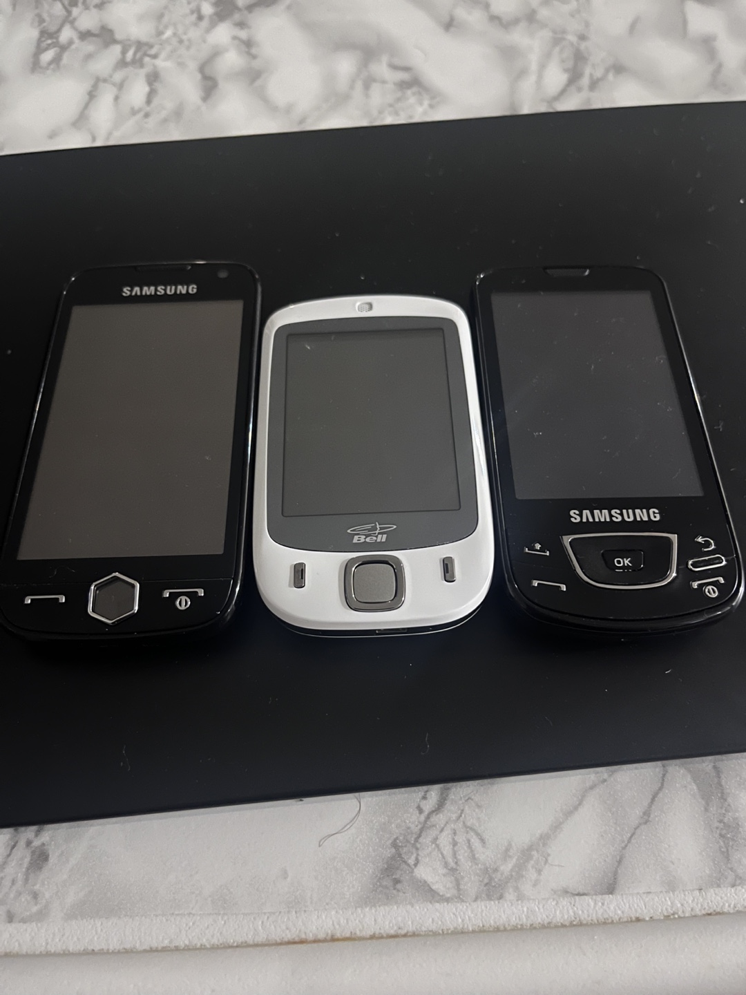 Samsung Cell Phones Bundle