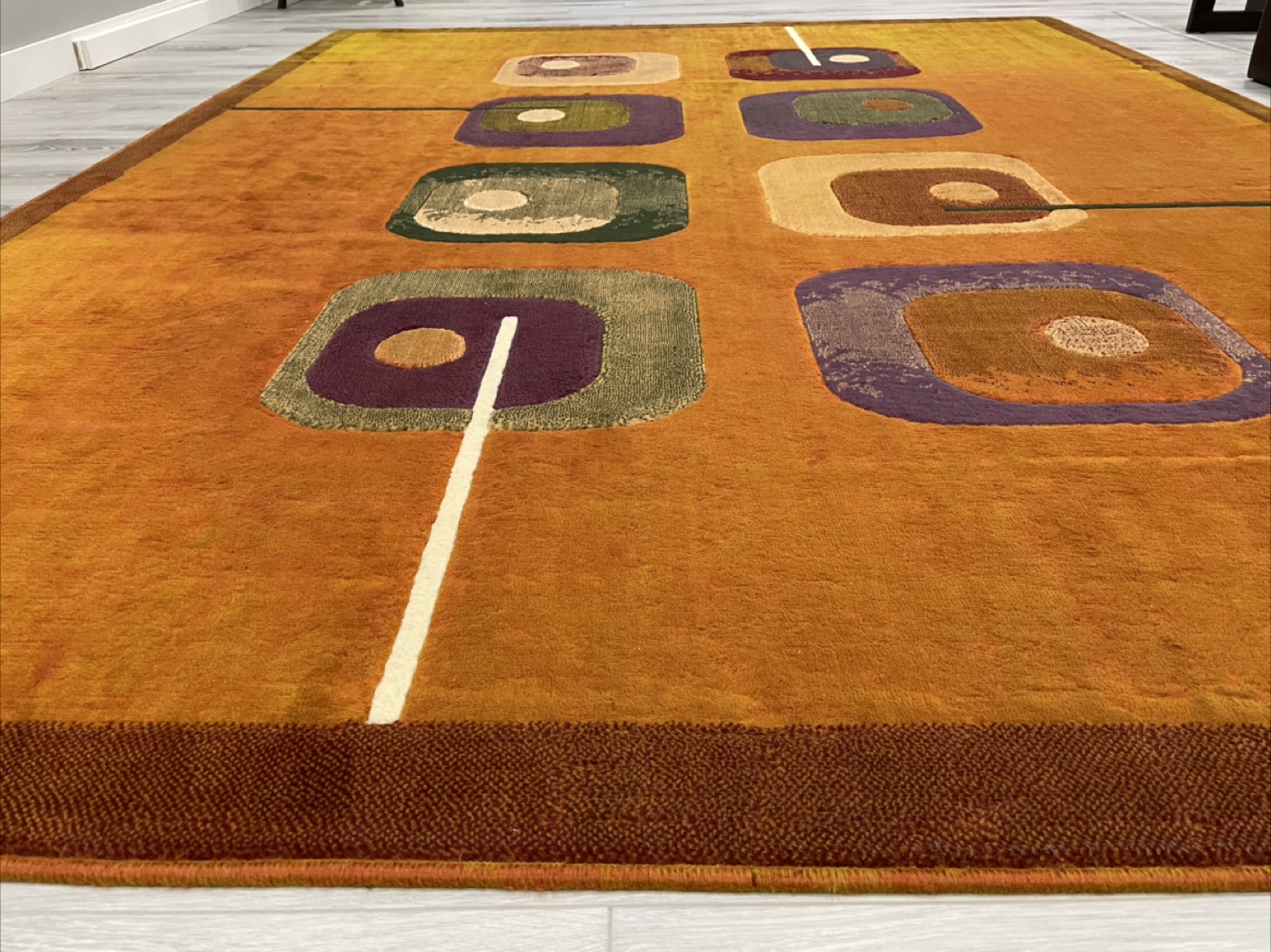Geometric Pattern Area Rug