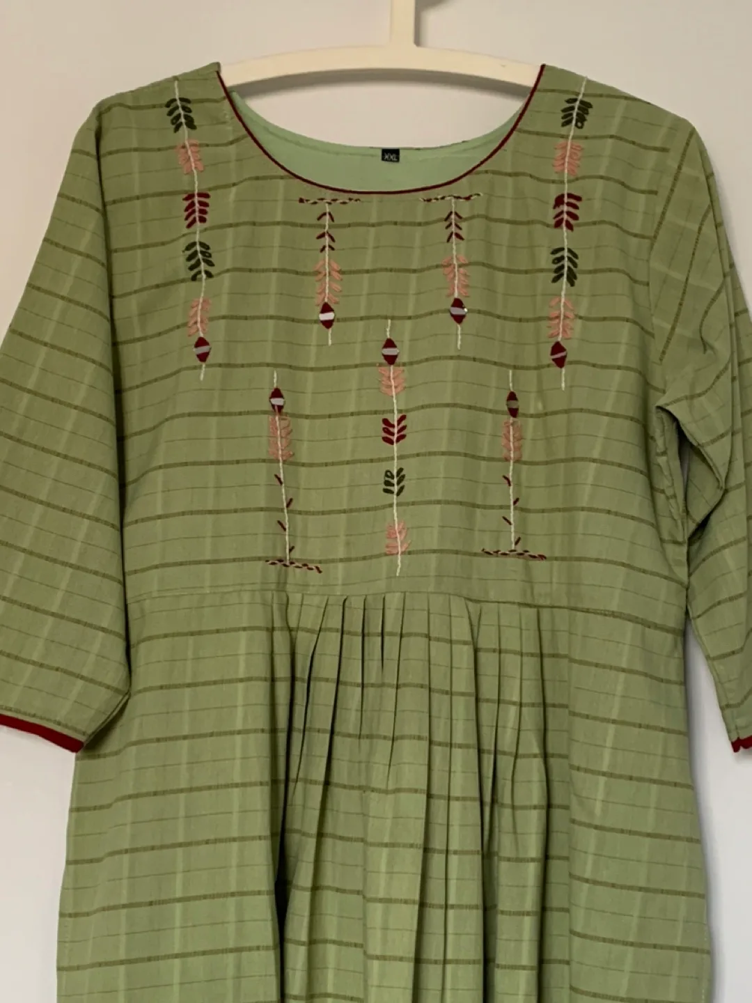 Green Maxi Dress image indicator(2)