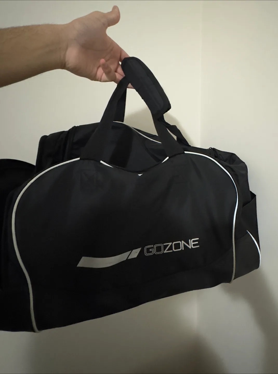 Gozone duffle/gym bag thumbnail