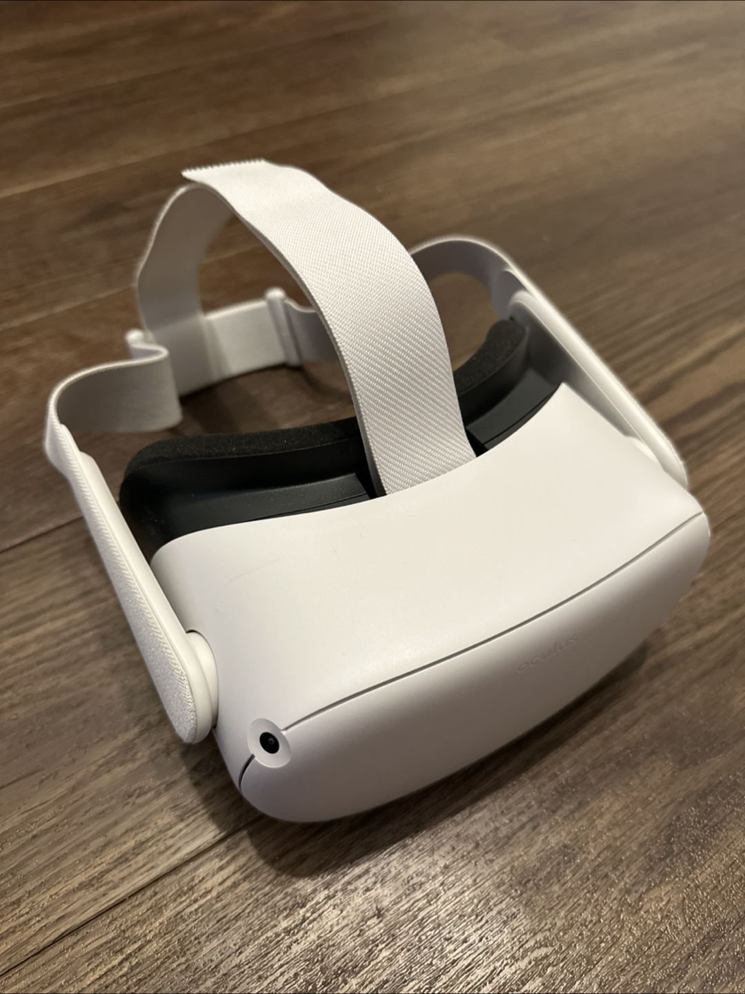 Meta Quest 2 • Virtual Reality Headset • 128GB
