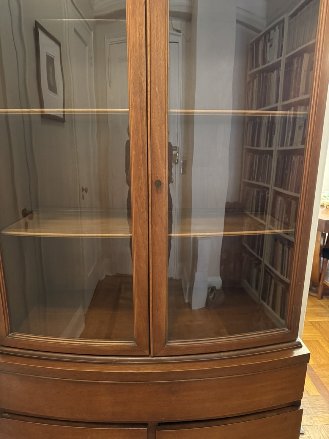 Vintage Wooden Curio Cabinet - photo 2