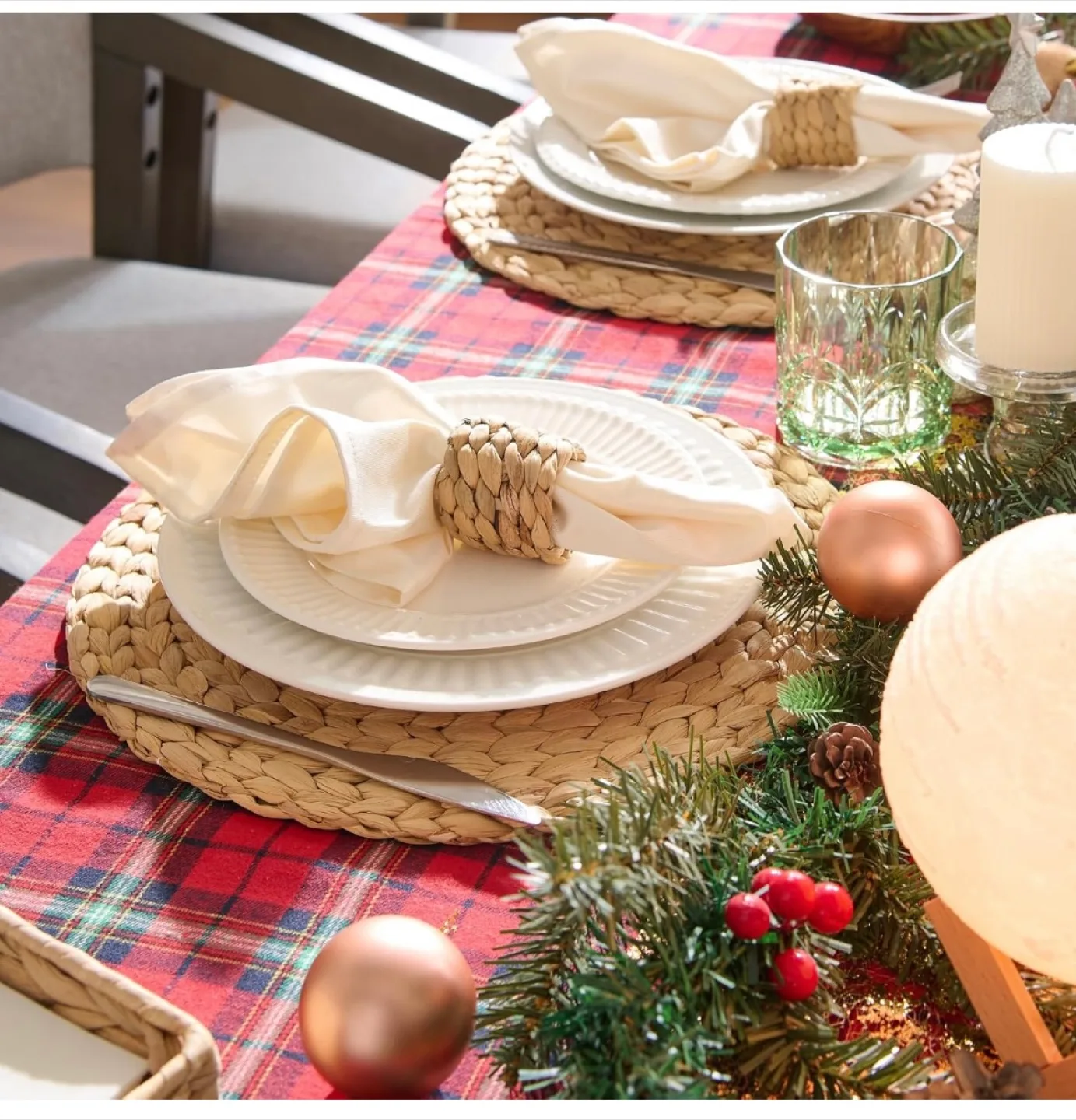 6 Pack, Rattan Round Placemats, Natural Hand-Woven. New! image indicator(6)