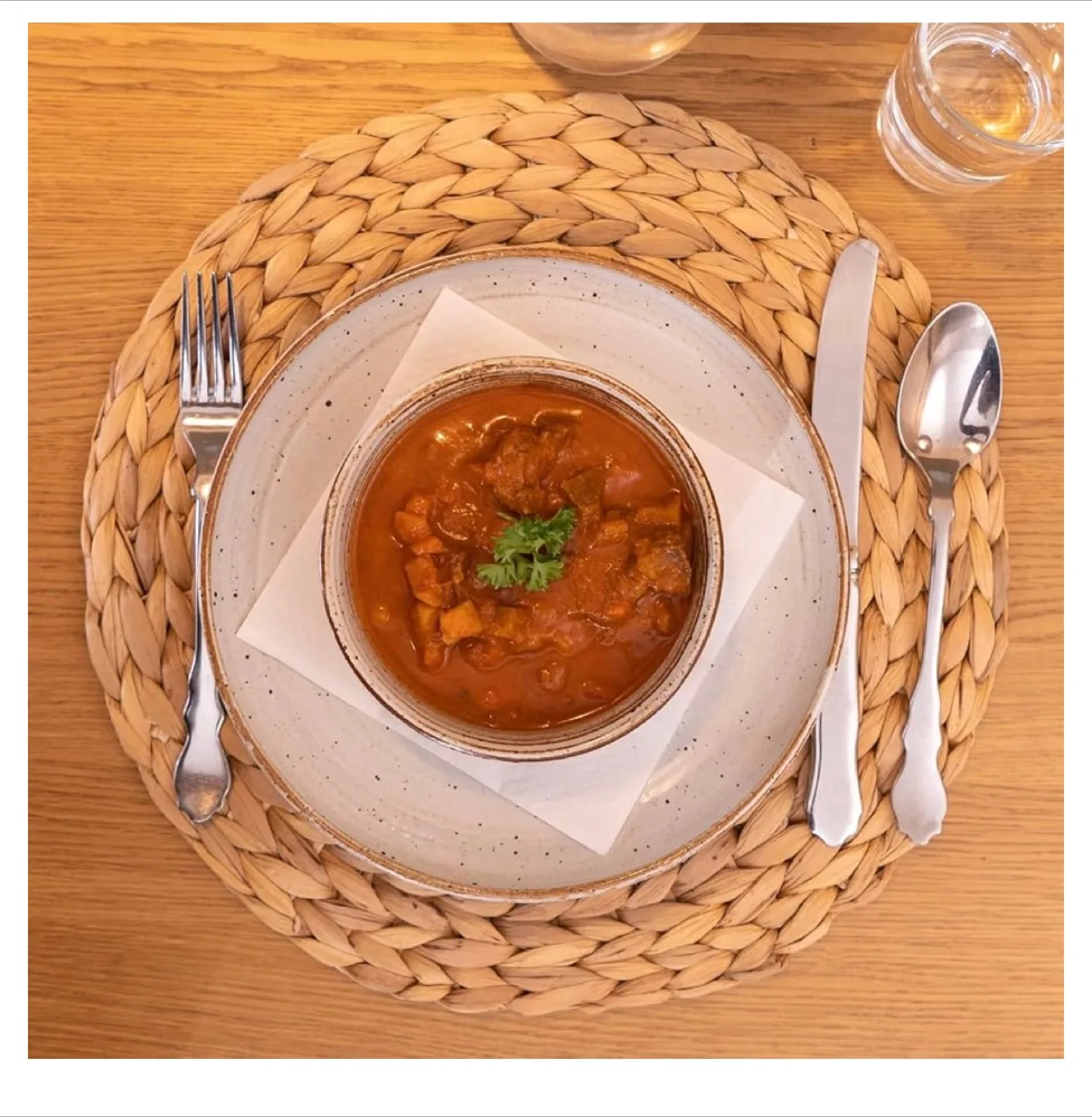 6 Pack, Rattan Round Placemats, Natural Hand-Woven. New! image indicator(8)