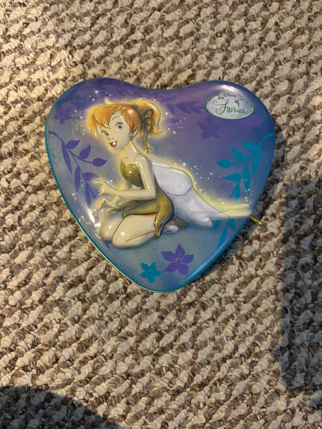Disney Fairies Heart-Shaped Tin thumbnail