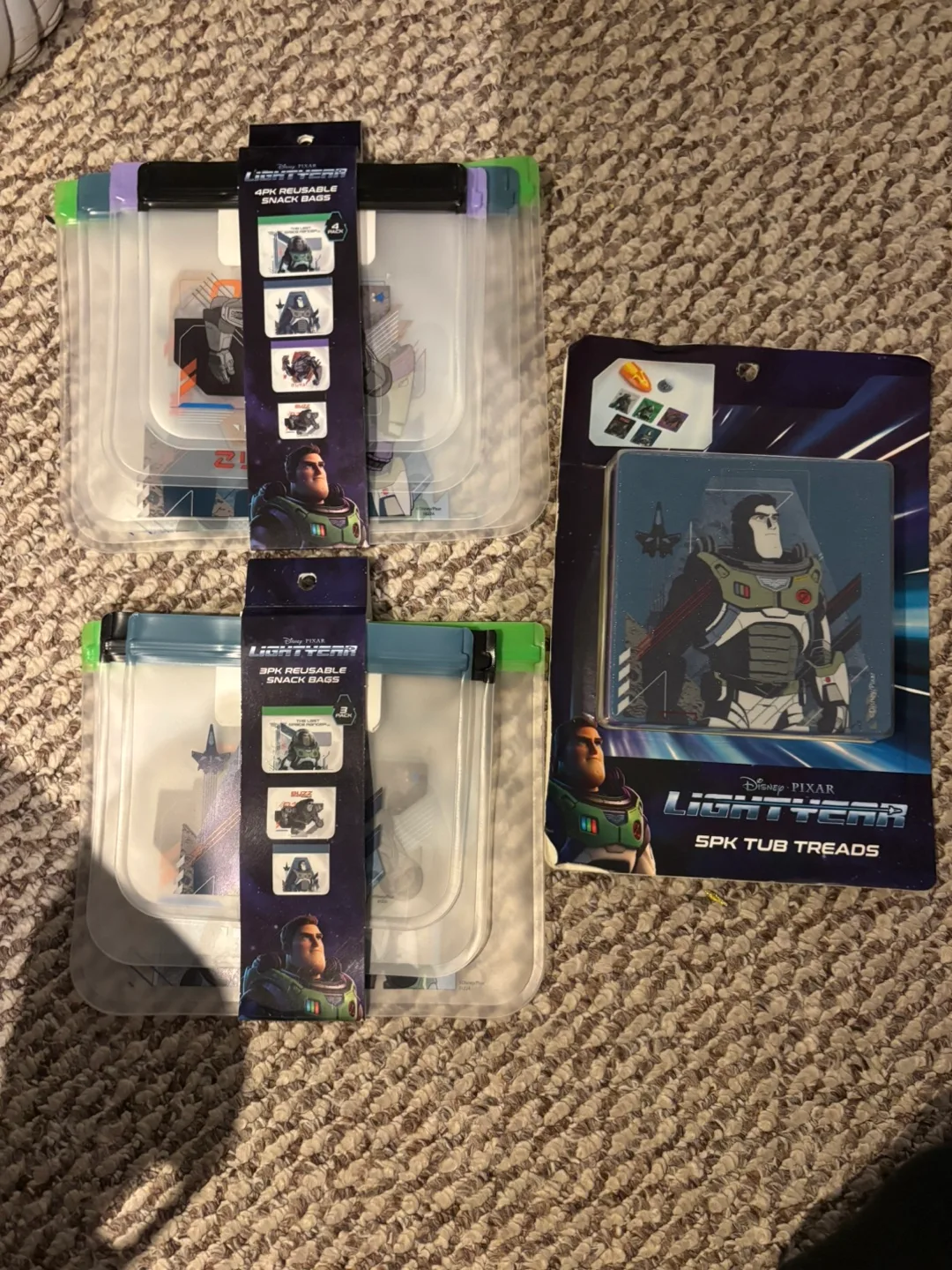 Lightyear Themed 5PK Tub Treads and Reusable Snack Bags thumbnail