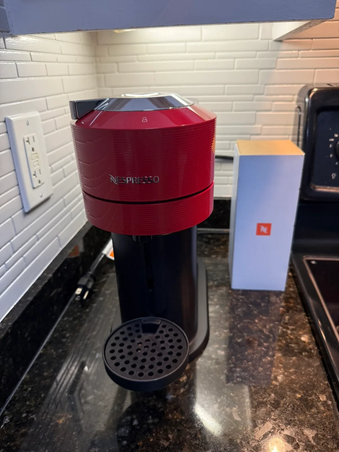 Nespresso Vertuo Next Coffee Maker thumbnail