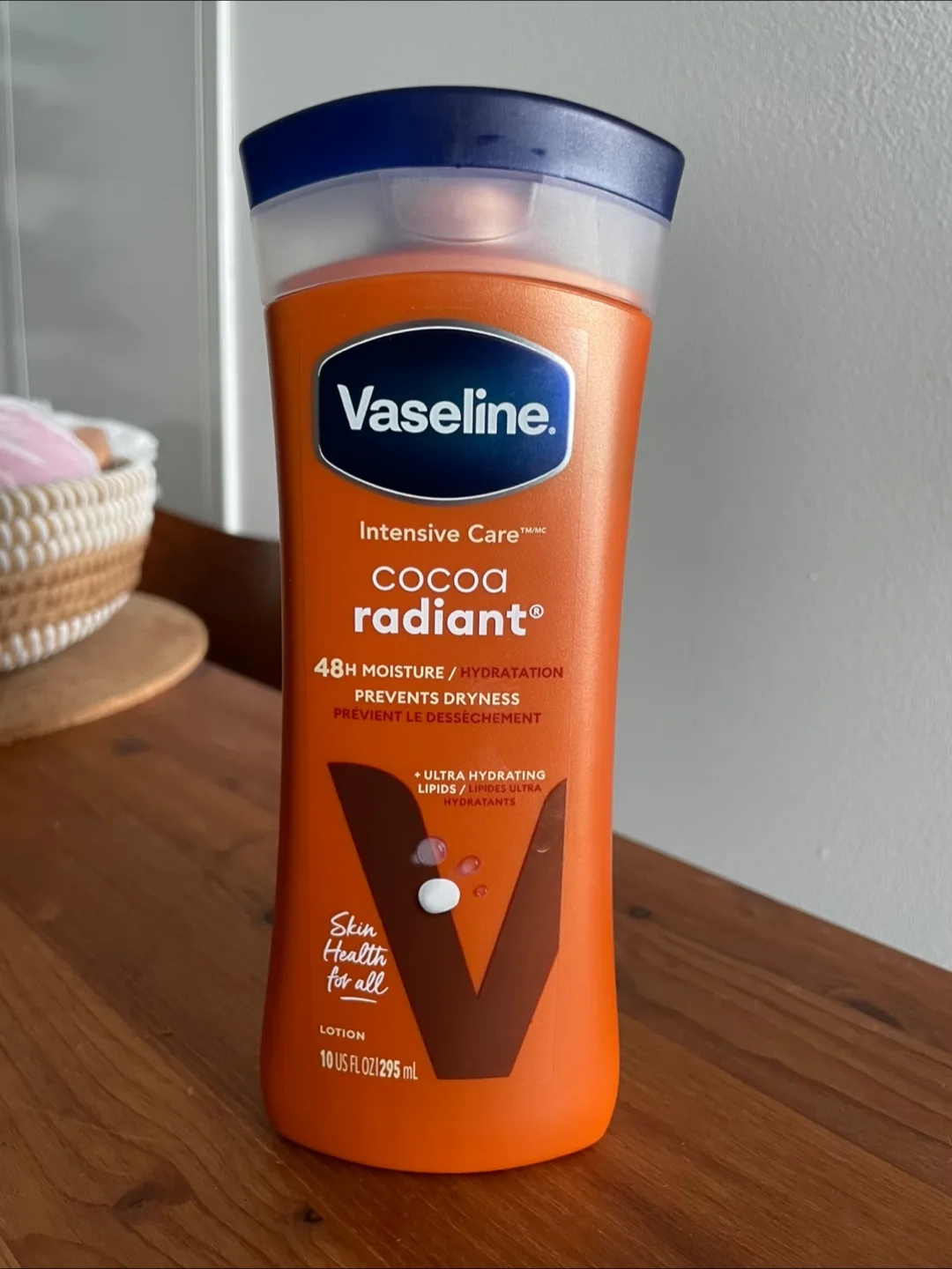 Vaseline Cocoa Radiant Lotion thumbnail