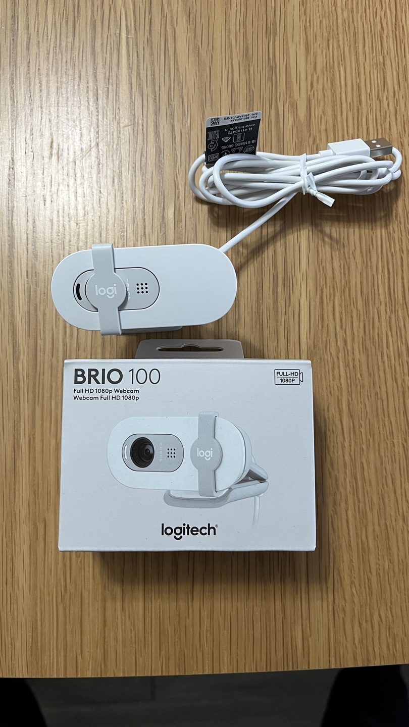 Logitech Brio 100 Webcam