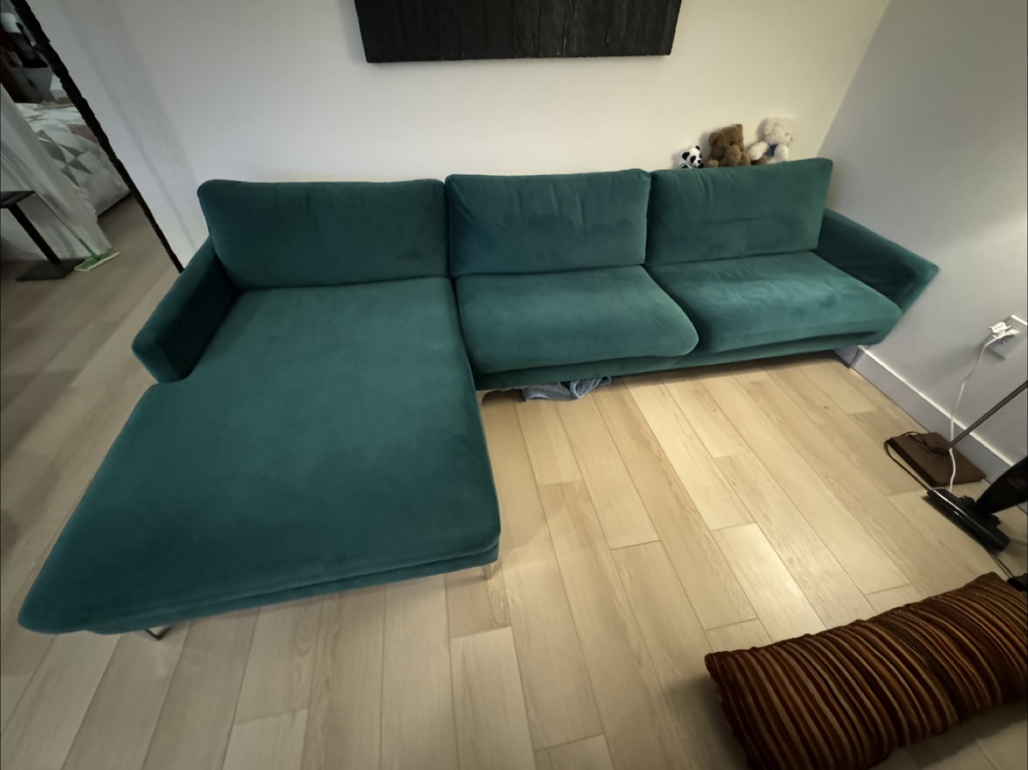 Green Velvet Sectional Sofa - photo 3