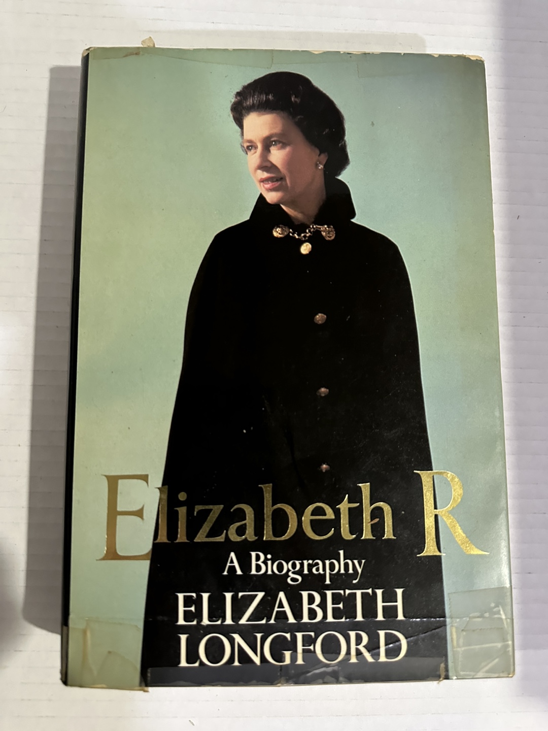 Elizabeth R. A Biography by Elizabeth Longford