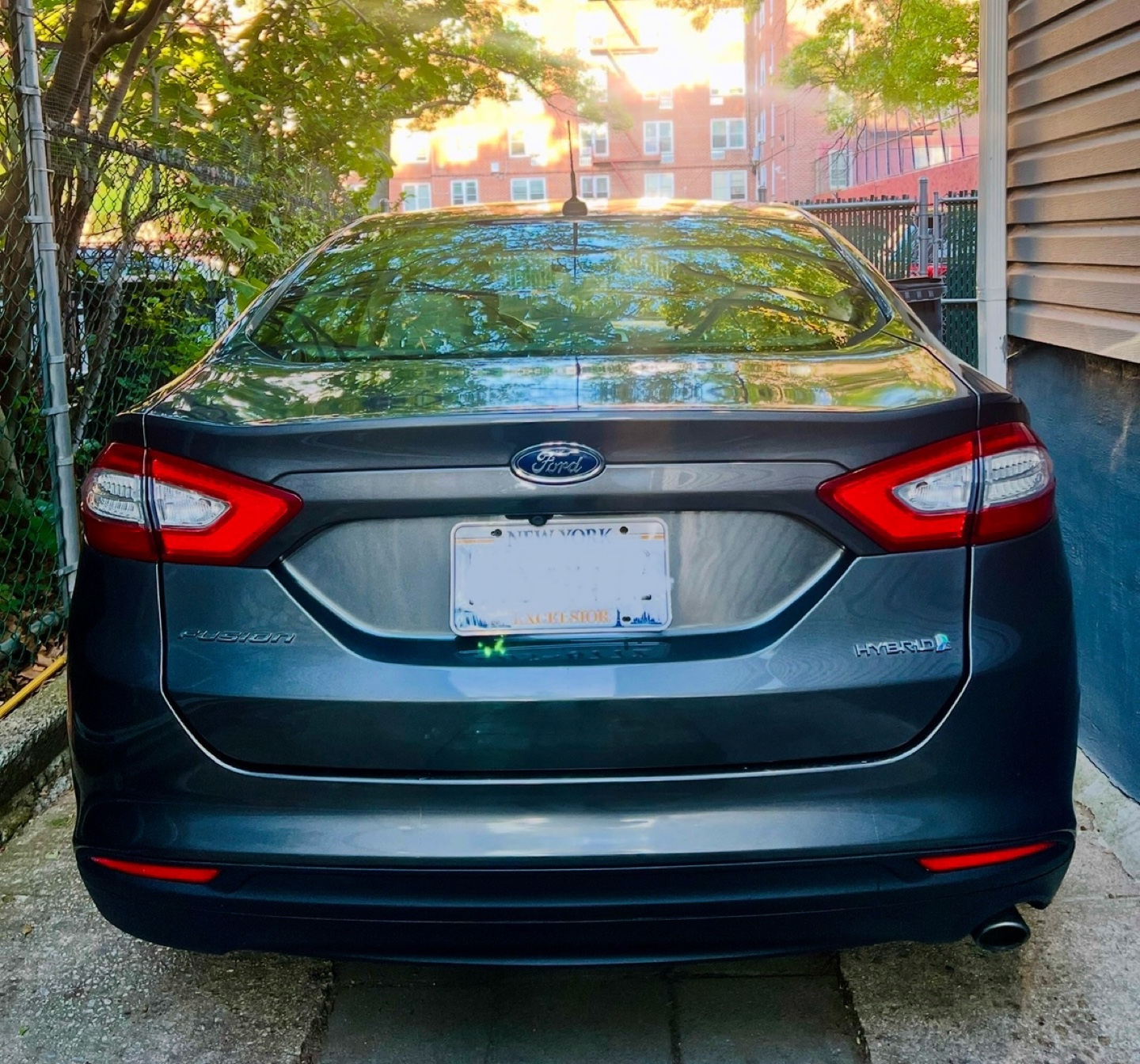2016 Ford Fusion Hybrid S - photo 5
