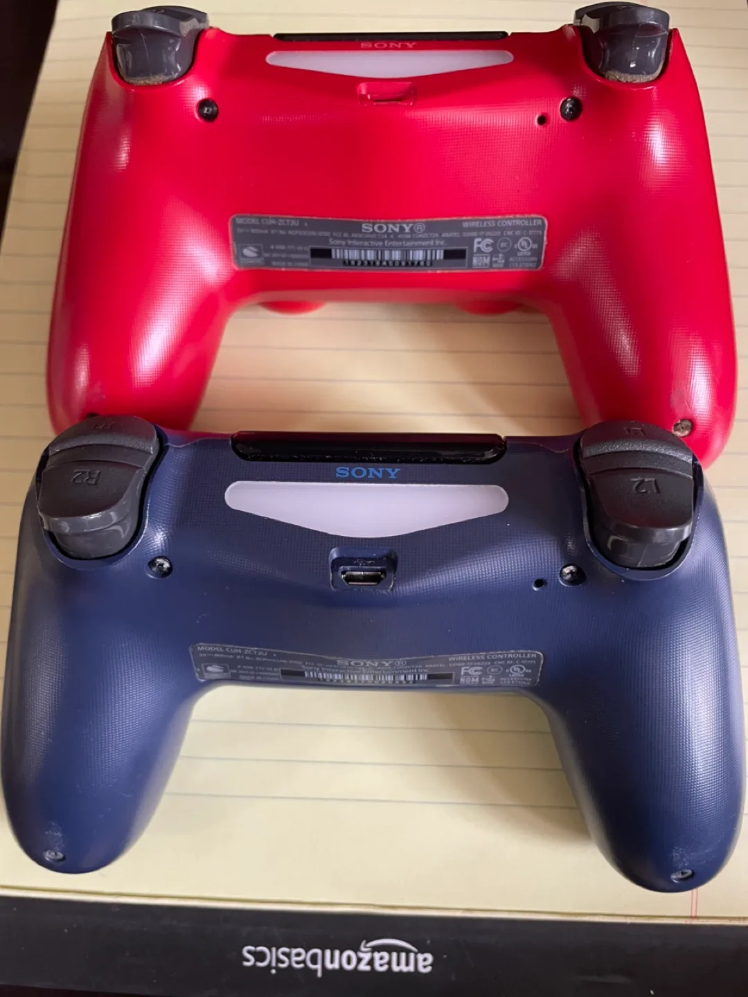 PlayStation 4 Controller - Red and Blue image indicator(2)