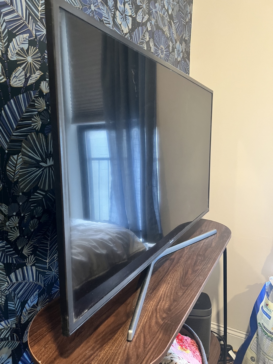42” Samsung smart TV - photo 2