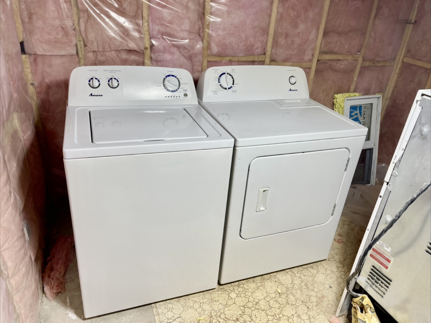 Amana Washer and Dryer Set