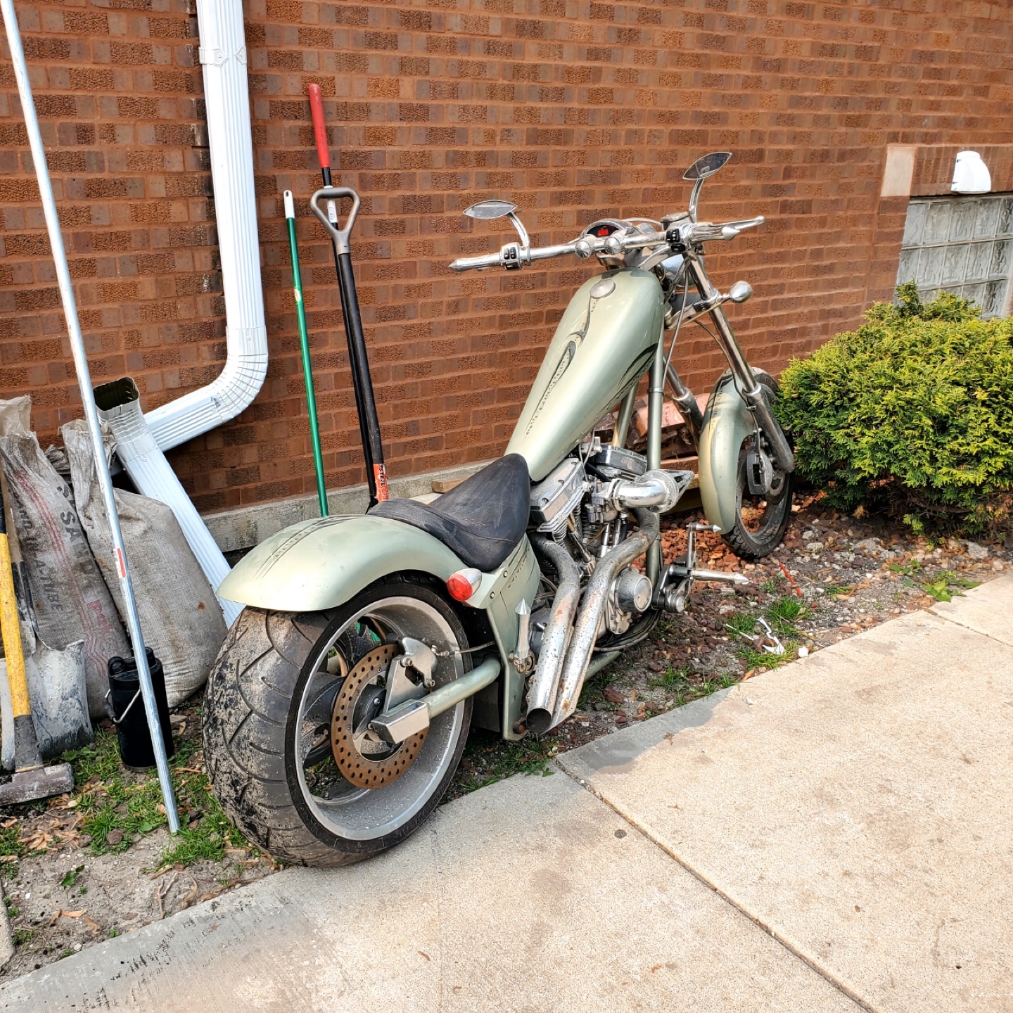 Custom Chopper Motorcycle - photo 4