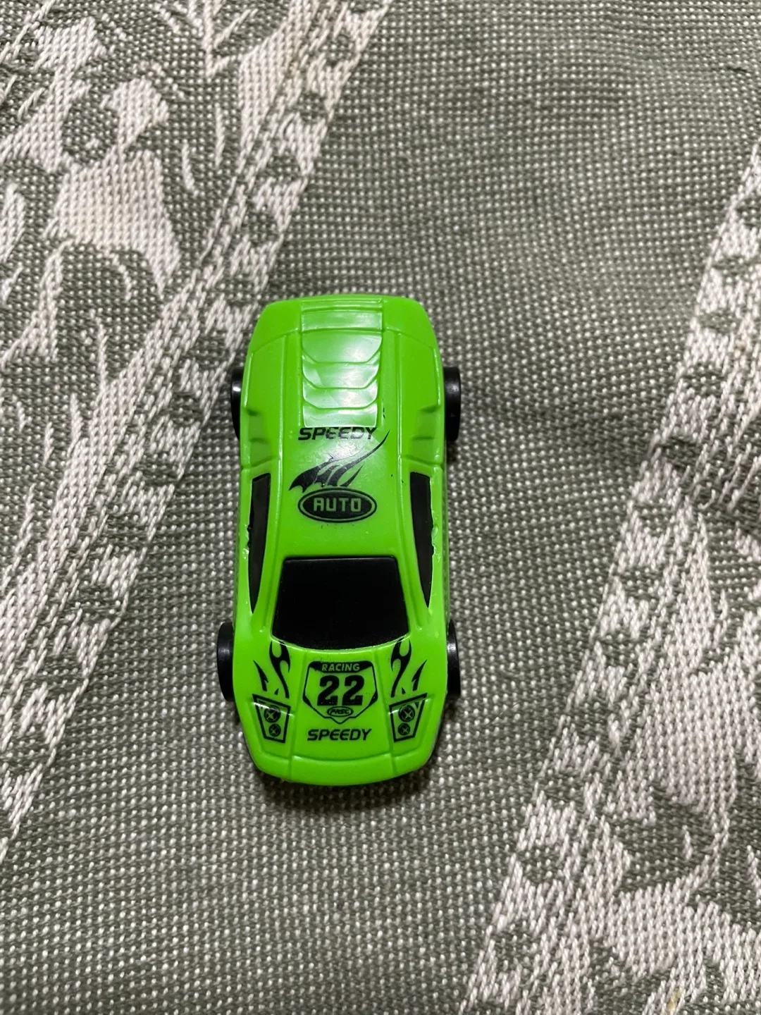 Green Toy Car image indicator(4)