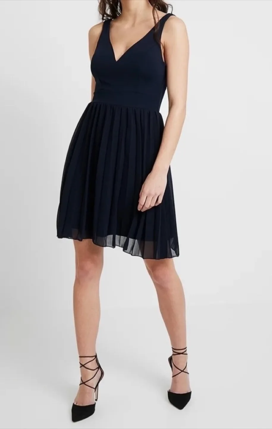 Wal G Black Sleeveless Evening Cocktail Dress size 10 image indicator(2)