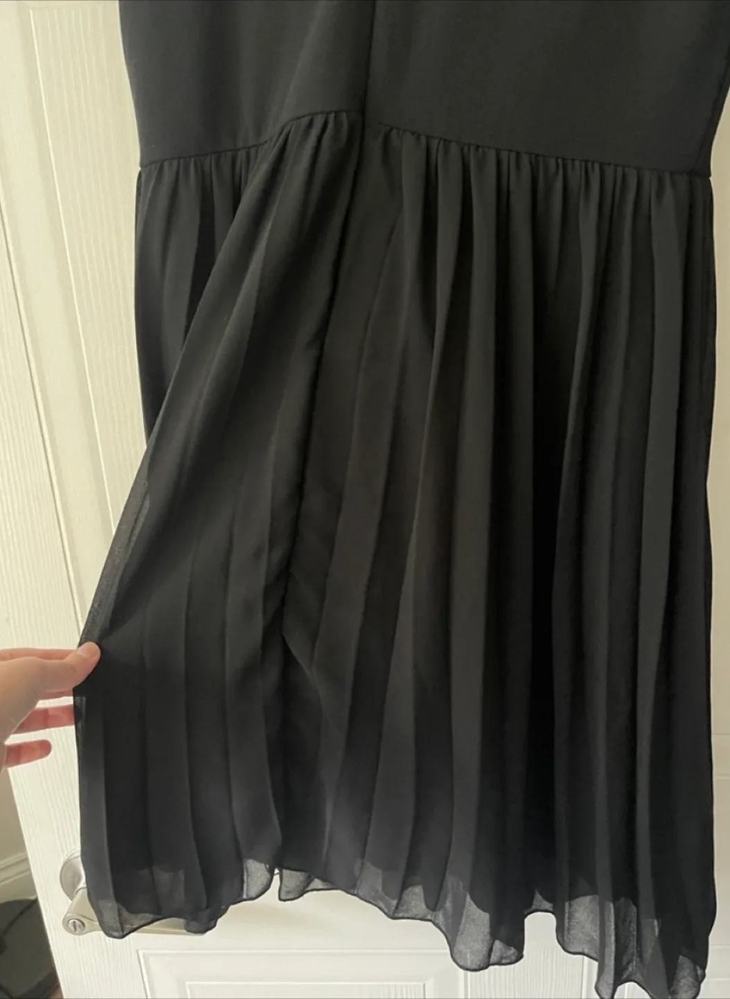 Wal G Black Sleeveless Evening Cocktail Dress size 10 image indicator(5)