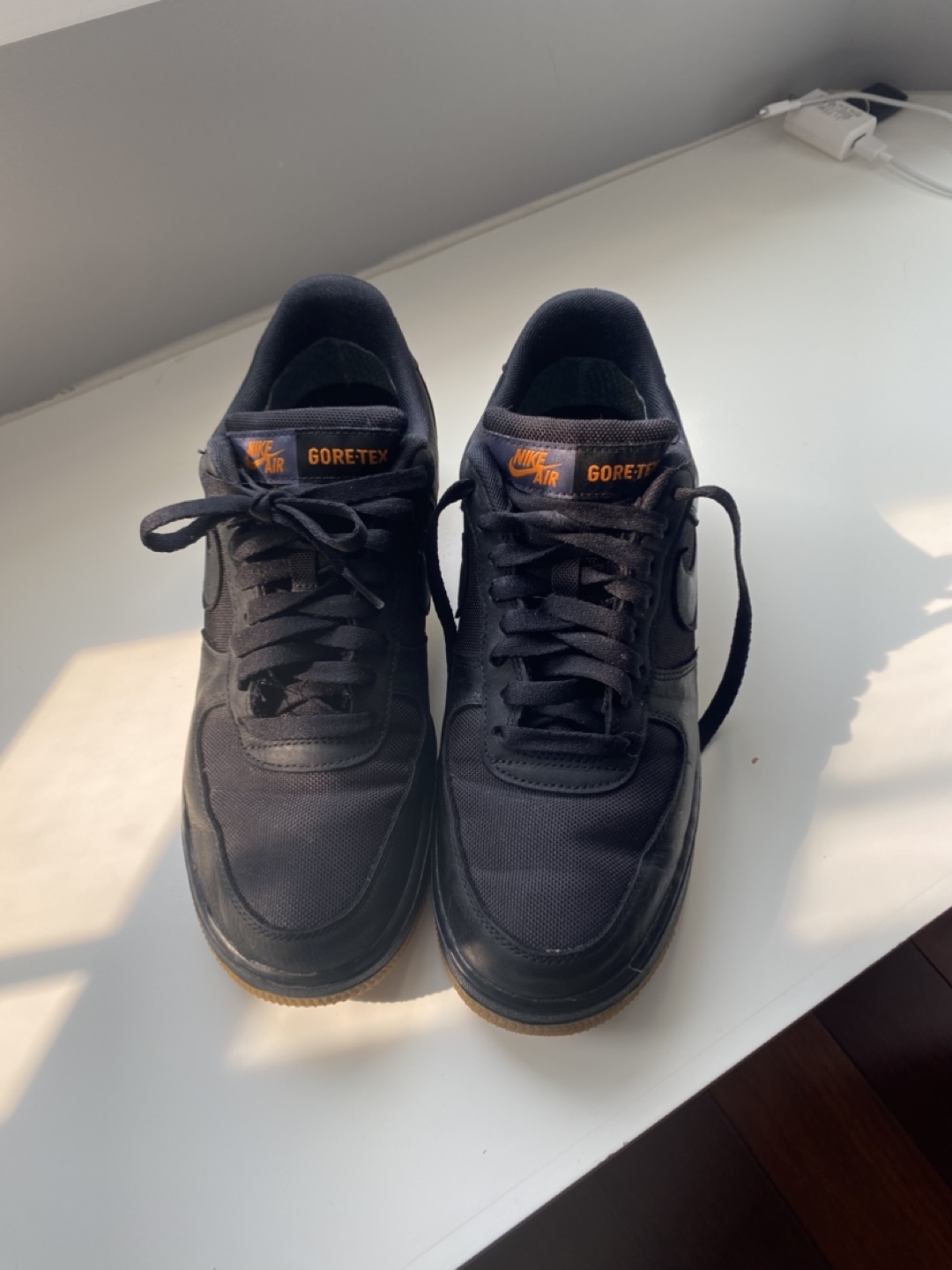 Black sneakers with orange accents - photo 2