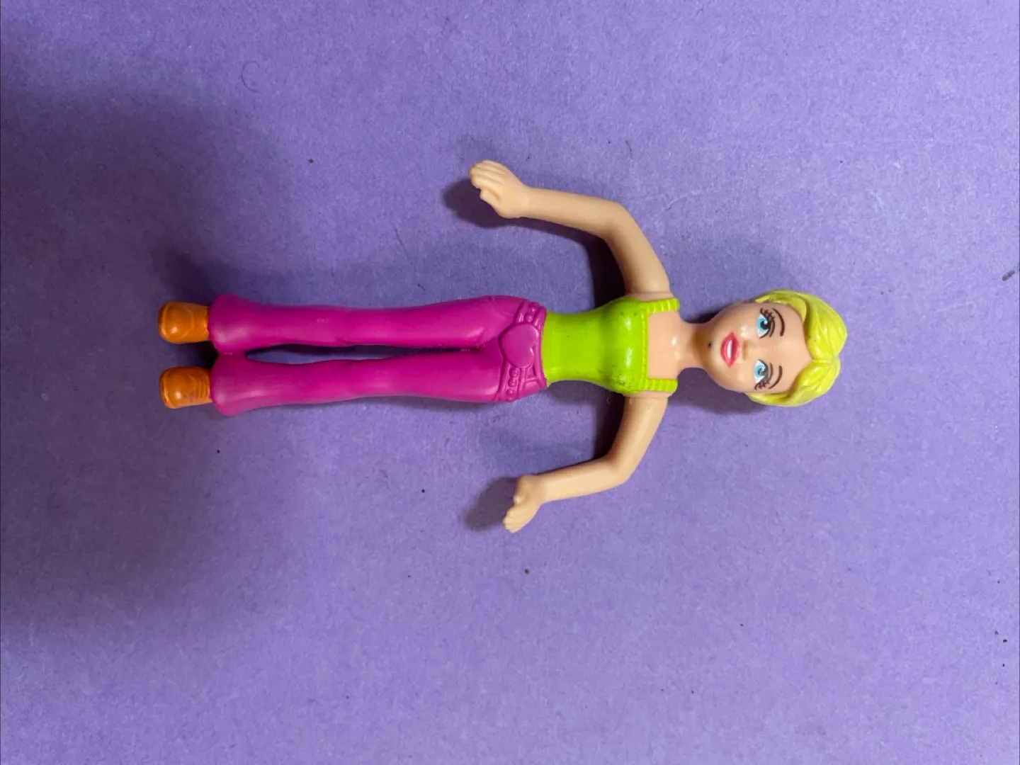 Polly Pocket 3 inch doll - McDonald’s happy meal toy 2006 image indicator(2)