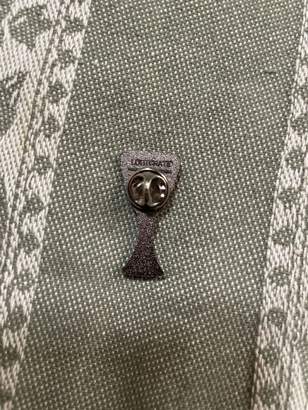 Lootcrate Chalice Pin image indicator(2)