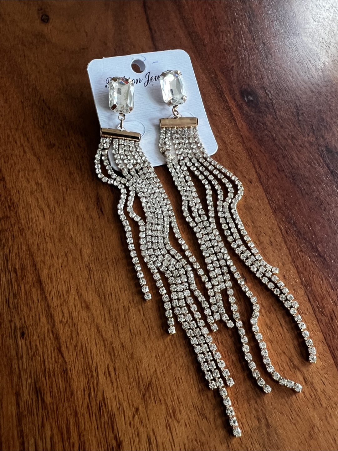 Dangling rhinestone earrings