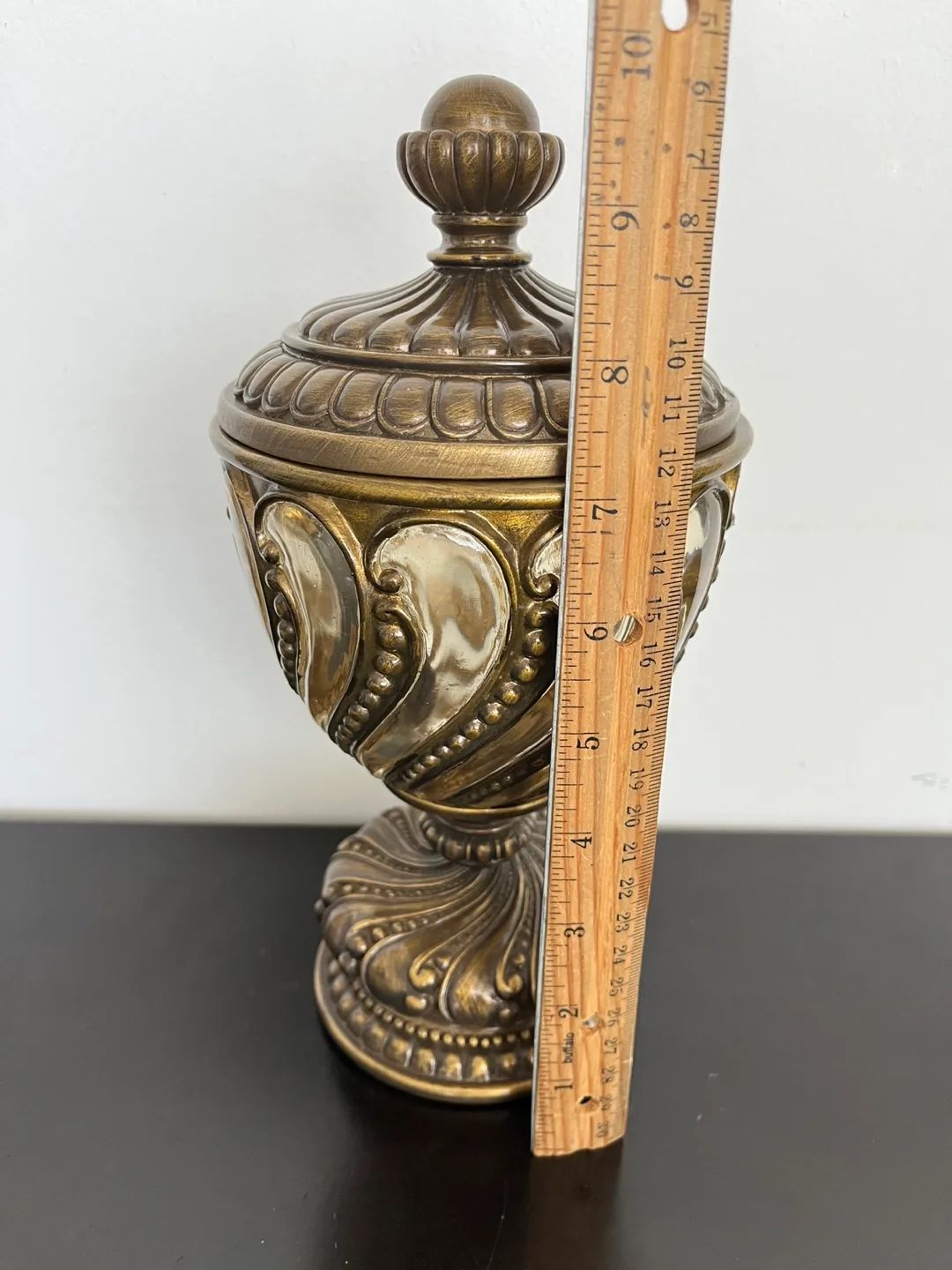 Antique Style Decorative Jar image indicator(4)