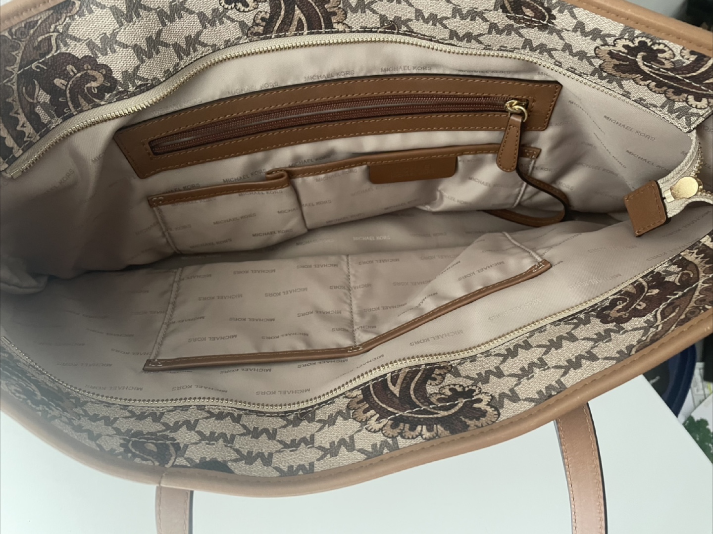 Michael Kors Paisley Tote Bag - photo 3