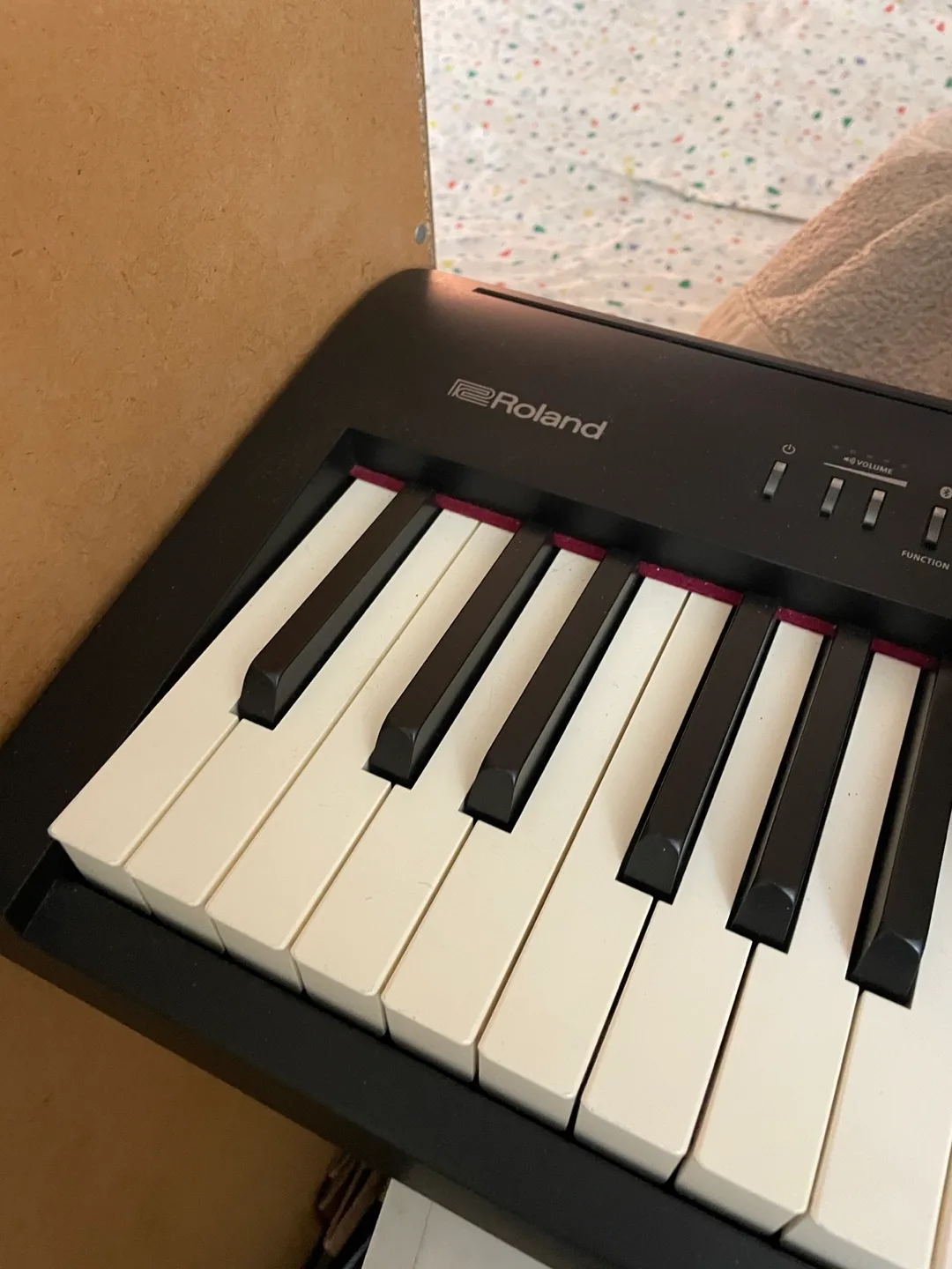 Roland FP-30 Digital Piano image indicator(2)