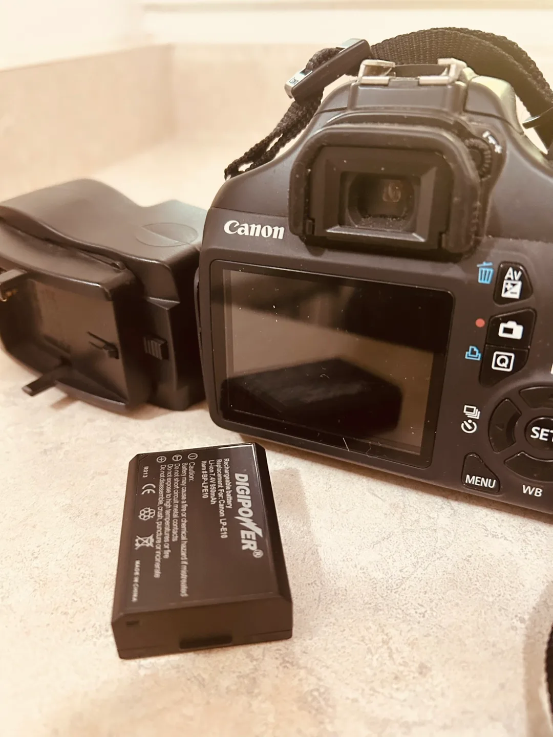 Canon EOS Rebel T1i DSLR Camera image indicator(4)