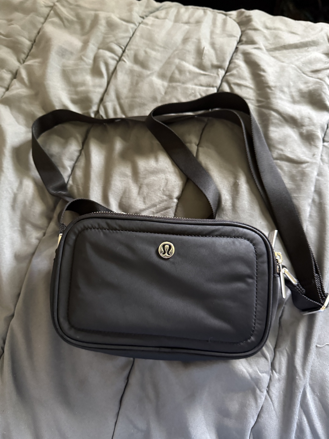 Lululemon Black Crossbody Camera Bag - photo 5