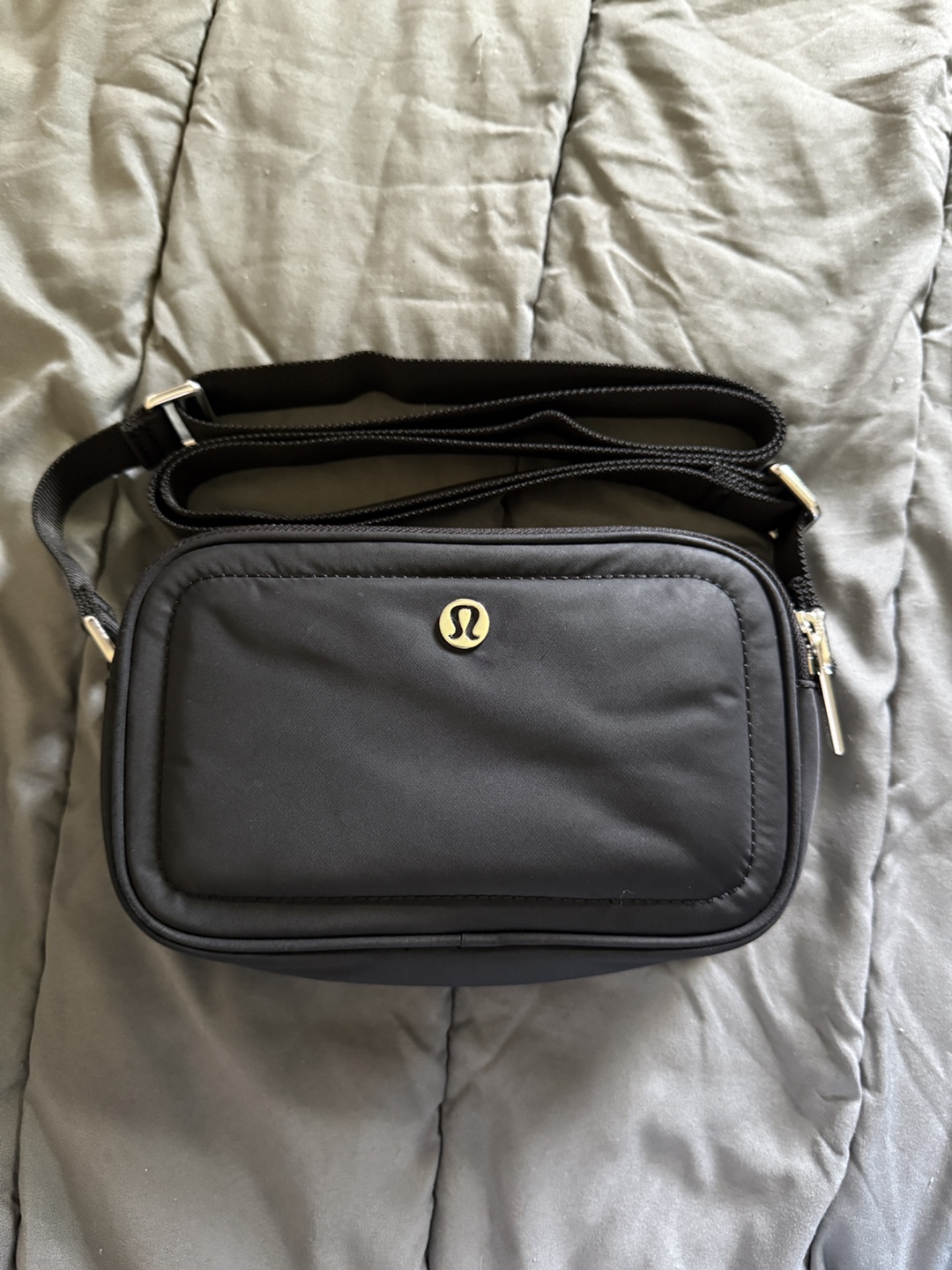 Lululemon Black Crossbody Camera Bag