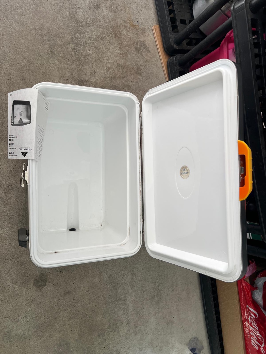Ozark Trail 54-Quart Ice Chest - photo 4