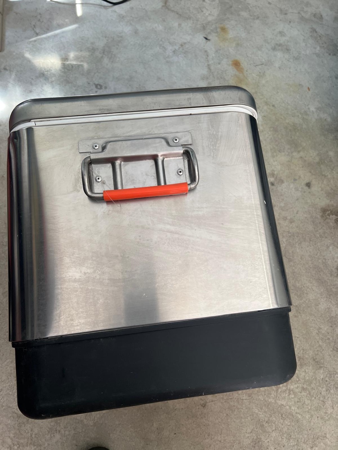 Ozark Trail 54-Quart Ice Chest - photo 5