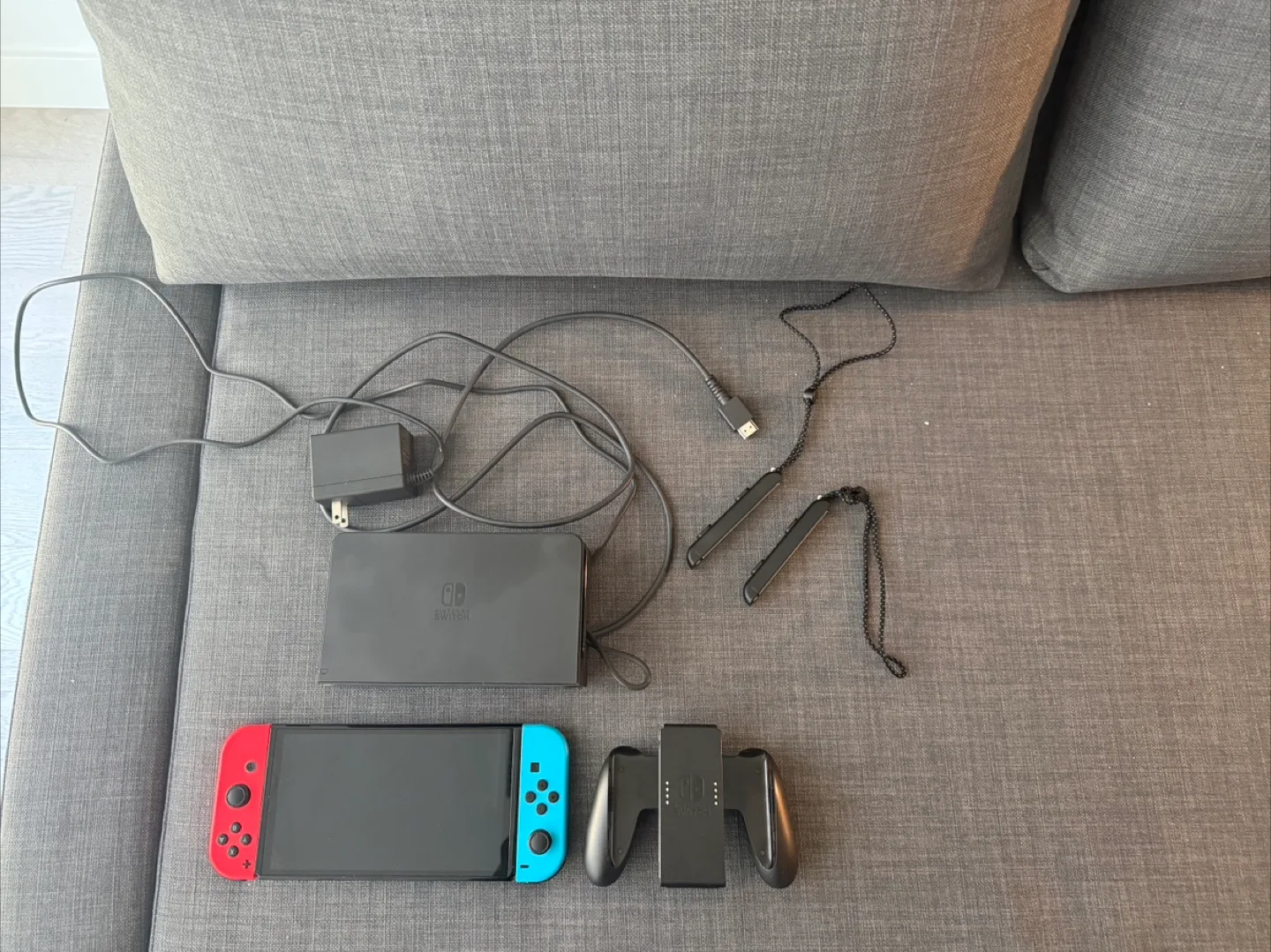 Nintendo Switch OLED Console image indicator(2)