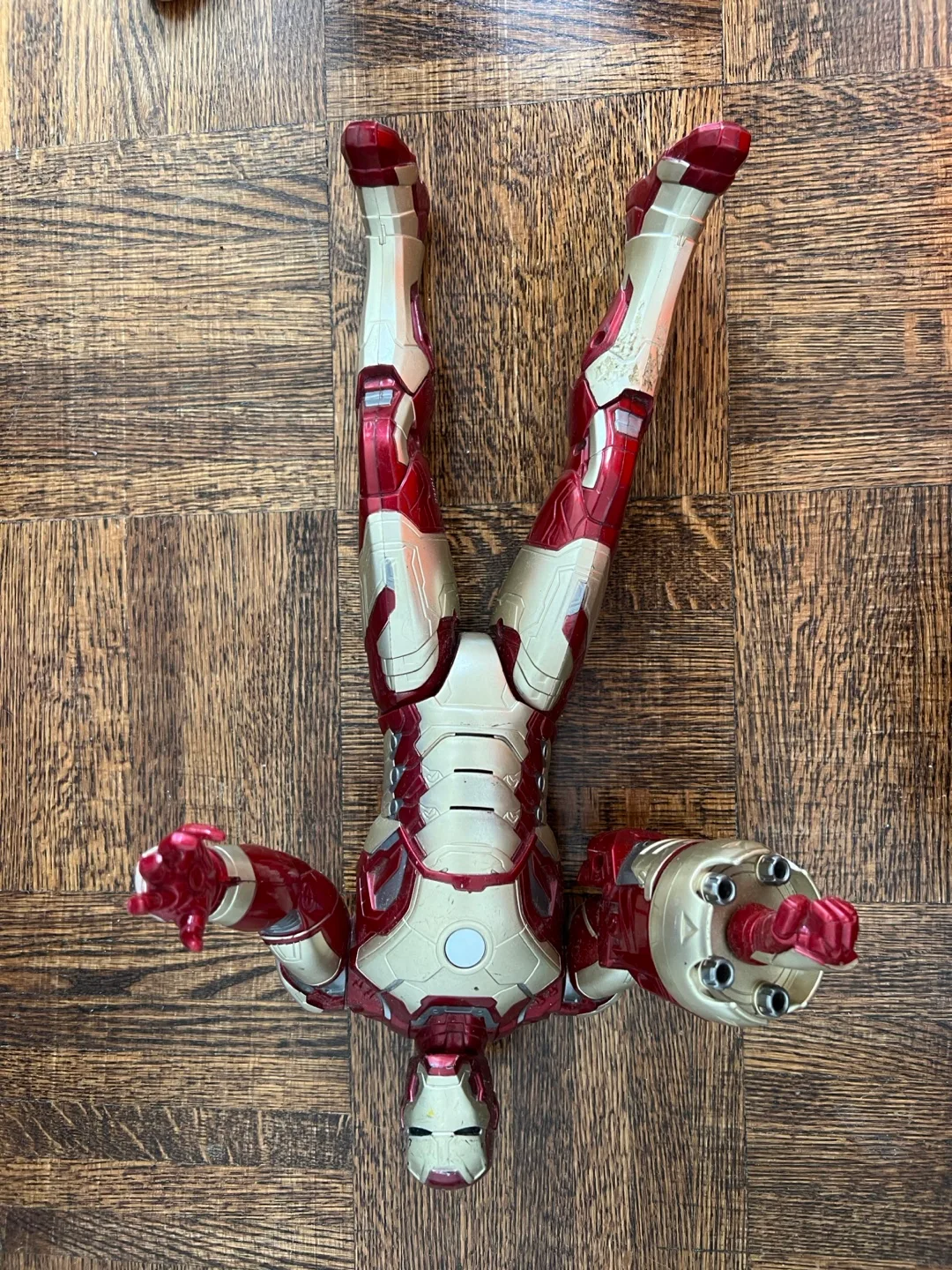 Iron Man Action Figure thumbnail