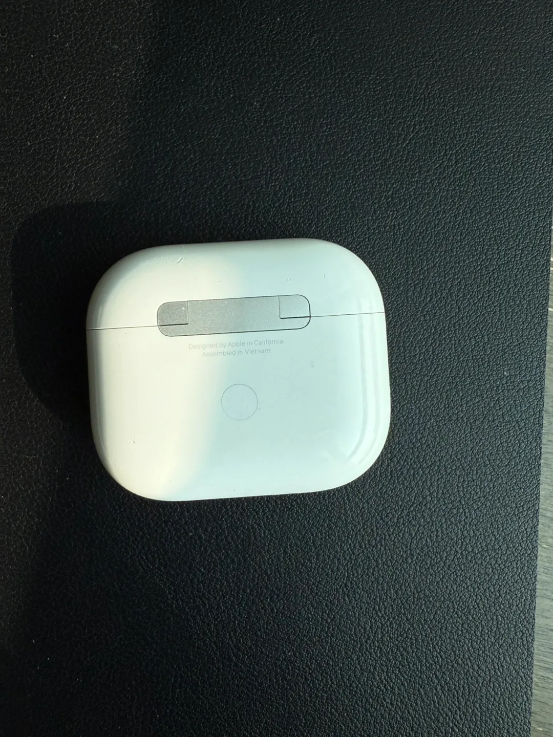 AirPods 3rd Generation image indicator(4)