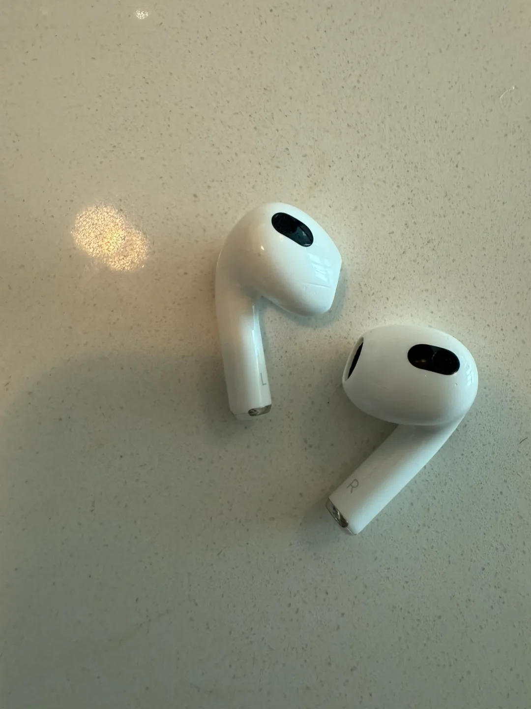 AirPods 3rd Generation image indicator(7)