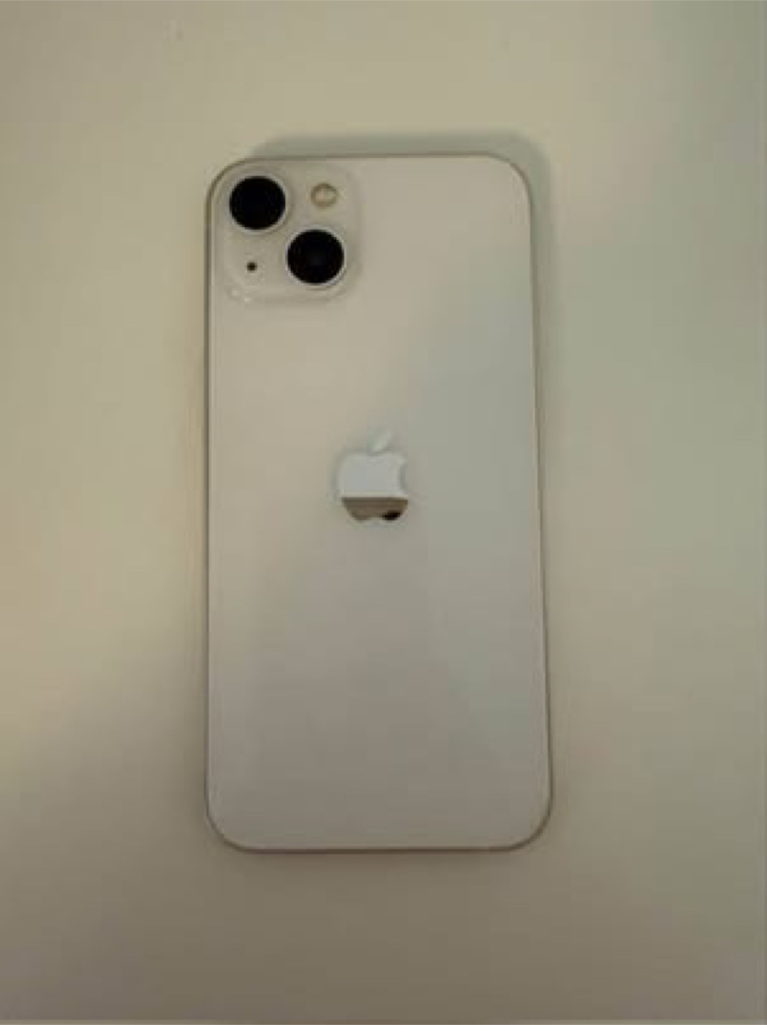 iPhone 13 - White Smartphone - photo 2