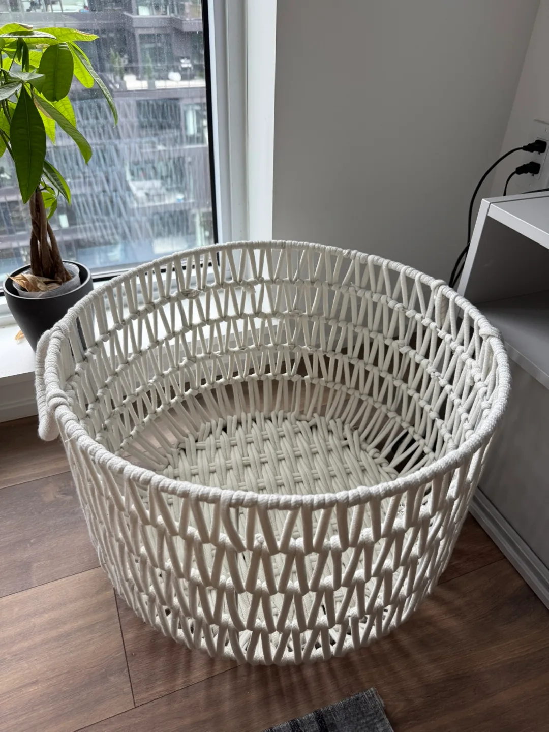🤍Woven Cotton Rope Basket thumbnail