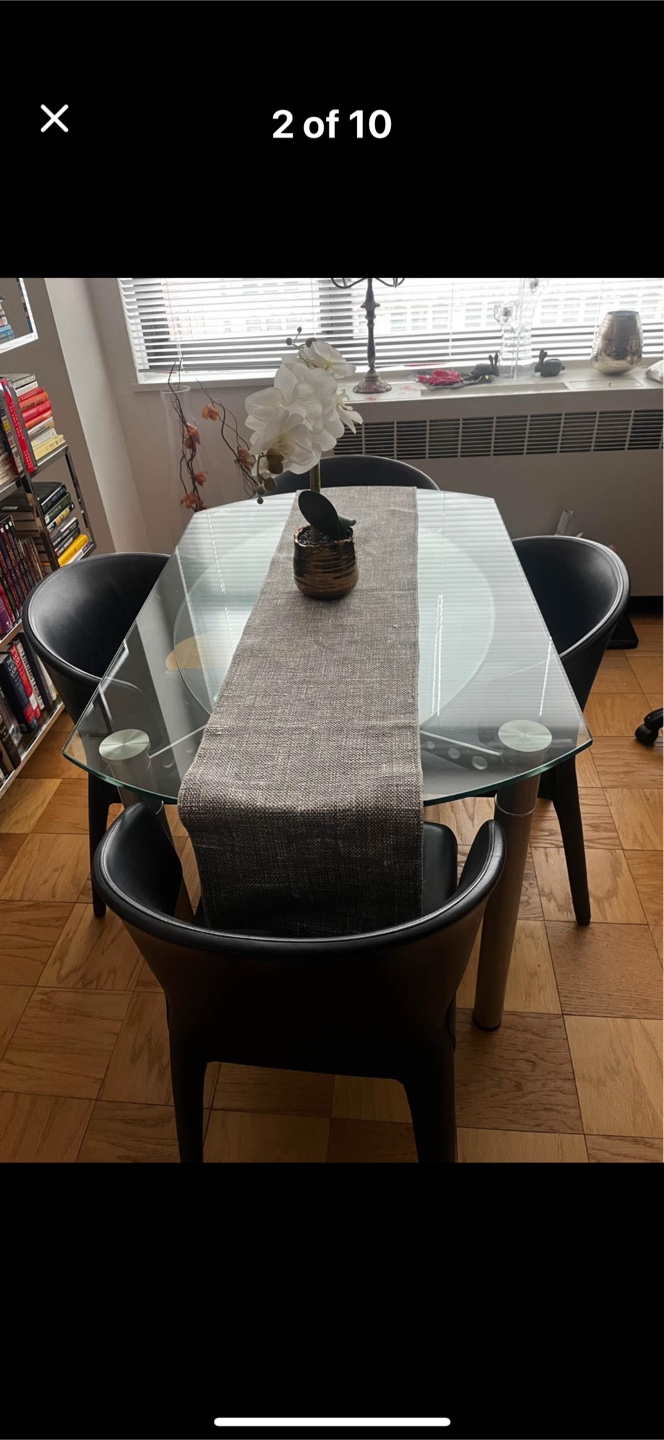 Round Dining Table and Chairs