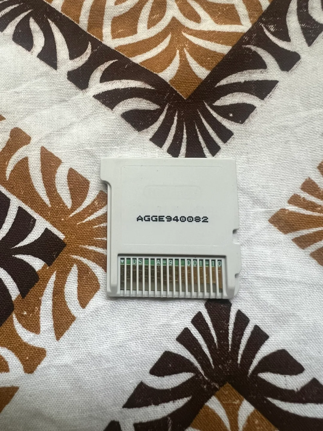 Luigi's Mansion: Dark Moon Nintendo 3DS Game Cartridge image indicator(2)