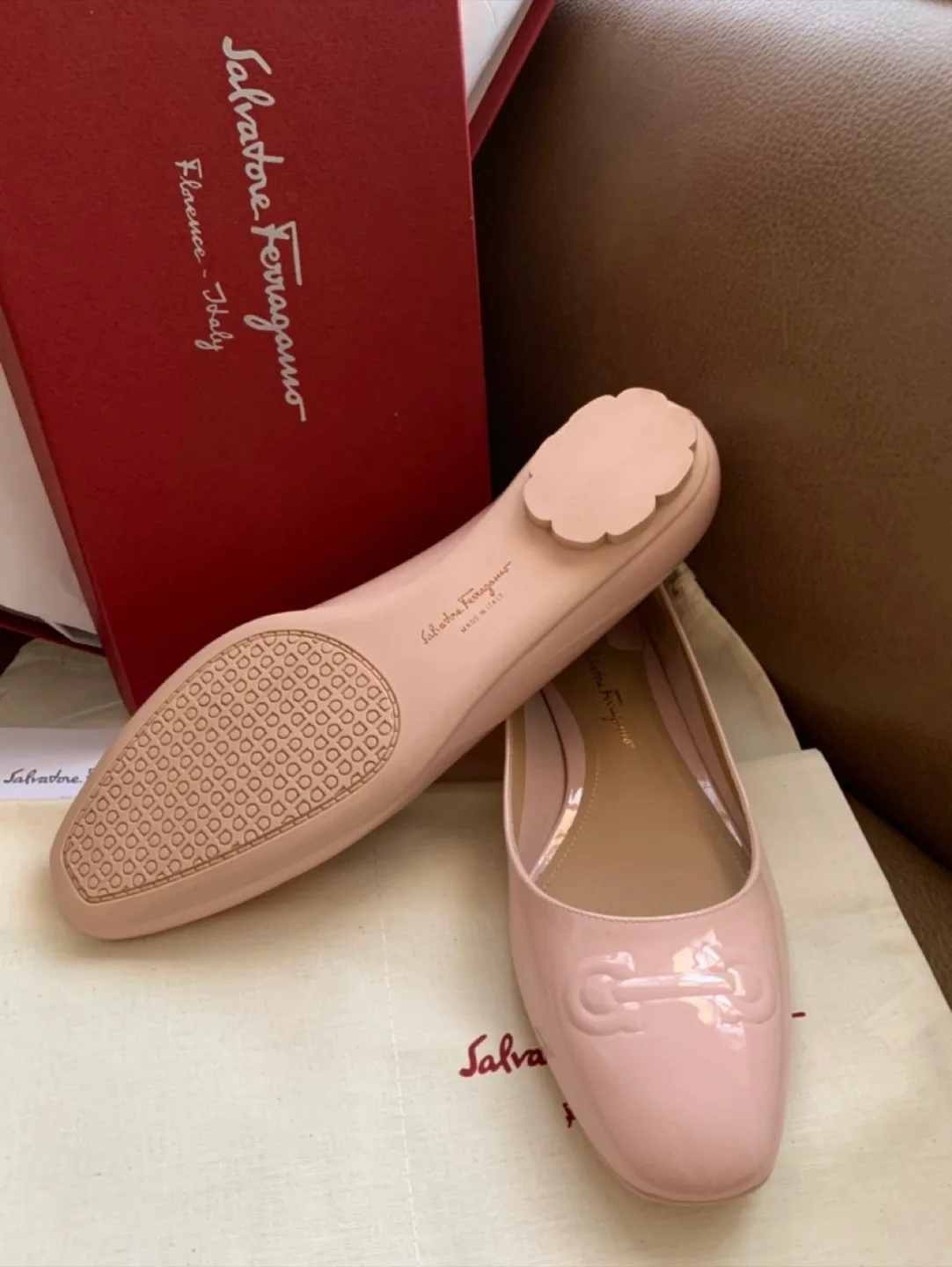 Salvatore Ferragamo Pink Flats thumbnail