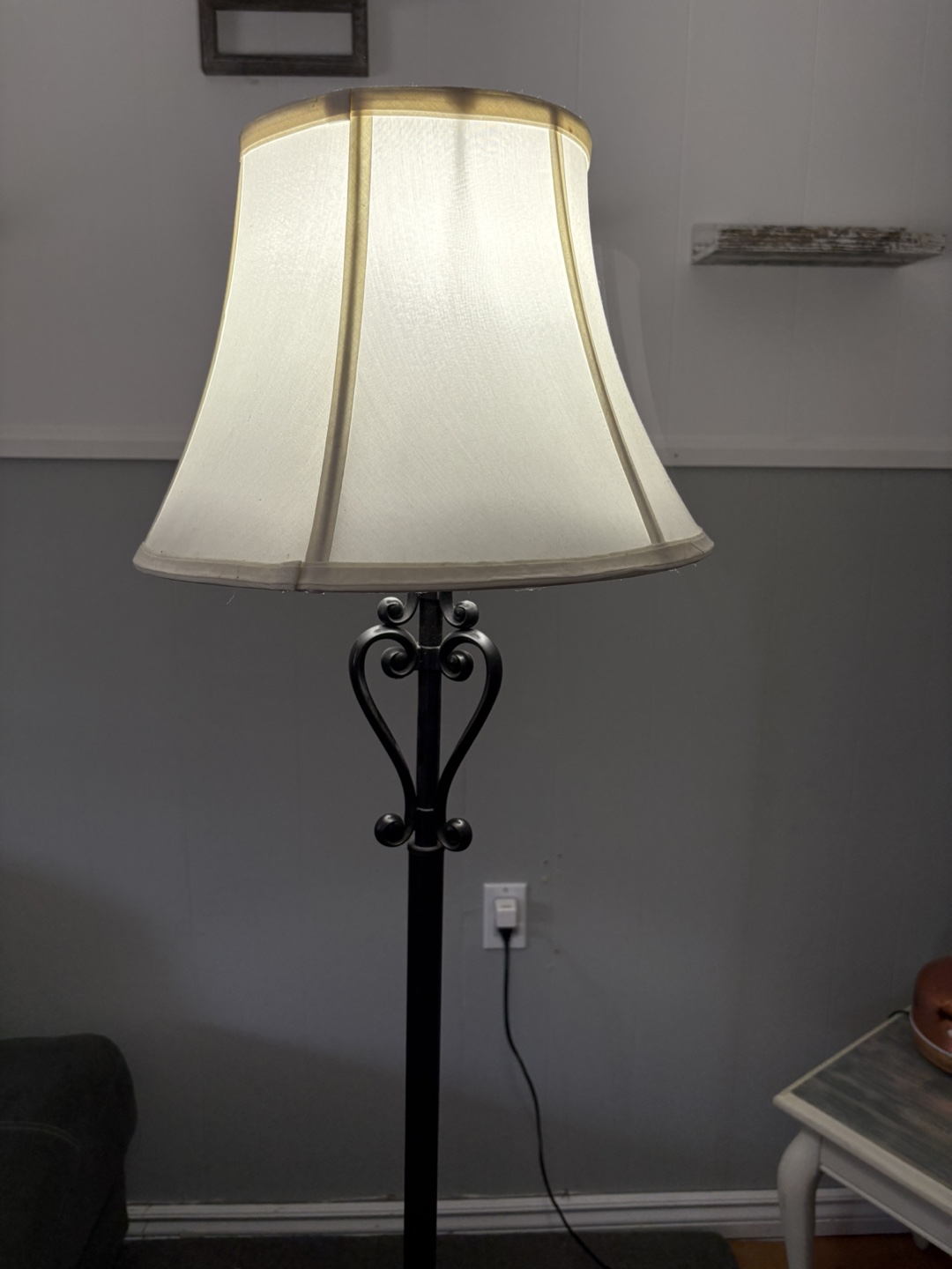 Black Metal Floor and Table Lamp with Shades - photo 2