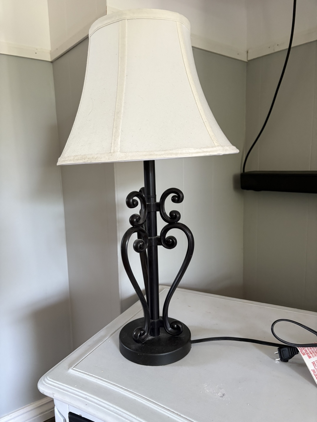 Black Metal Floor and Table Lamp with Shades - photo 5