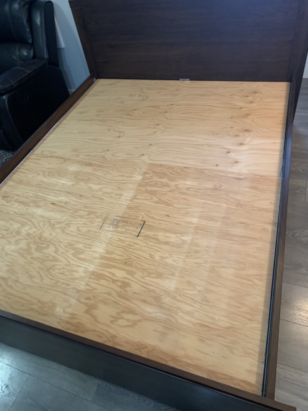 Queen Size Bed Frame with darwers - photo 4