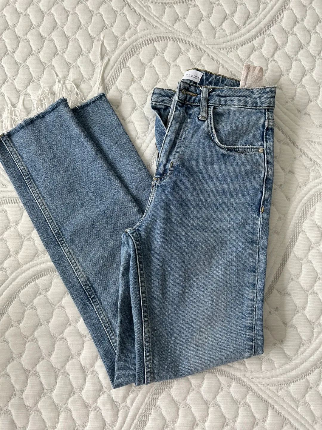 Zara Denim Jeans thumbnail
