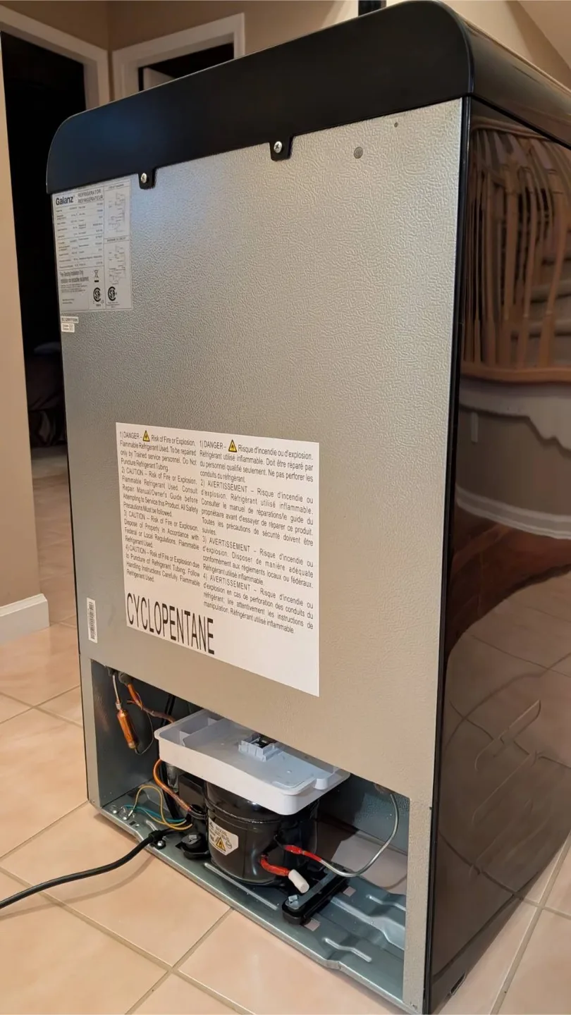 Galanz Retro Compact Refrigerator image indicator(6)